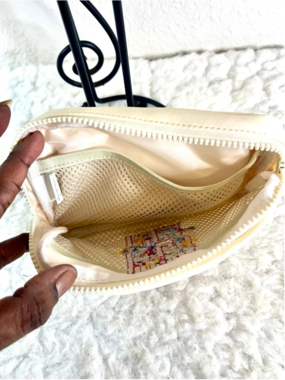 NWT Off-white Fanny Pack embroidered with logo Pica Rica (Tequila)